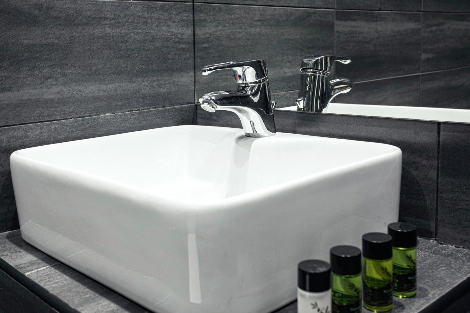 Atlas Suites Скиатос Екстериор снимка