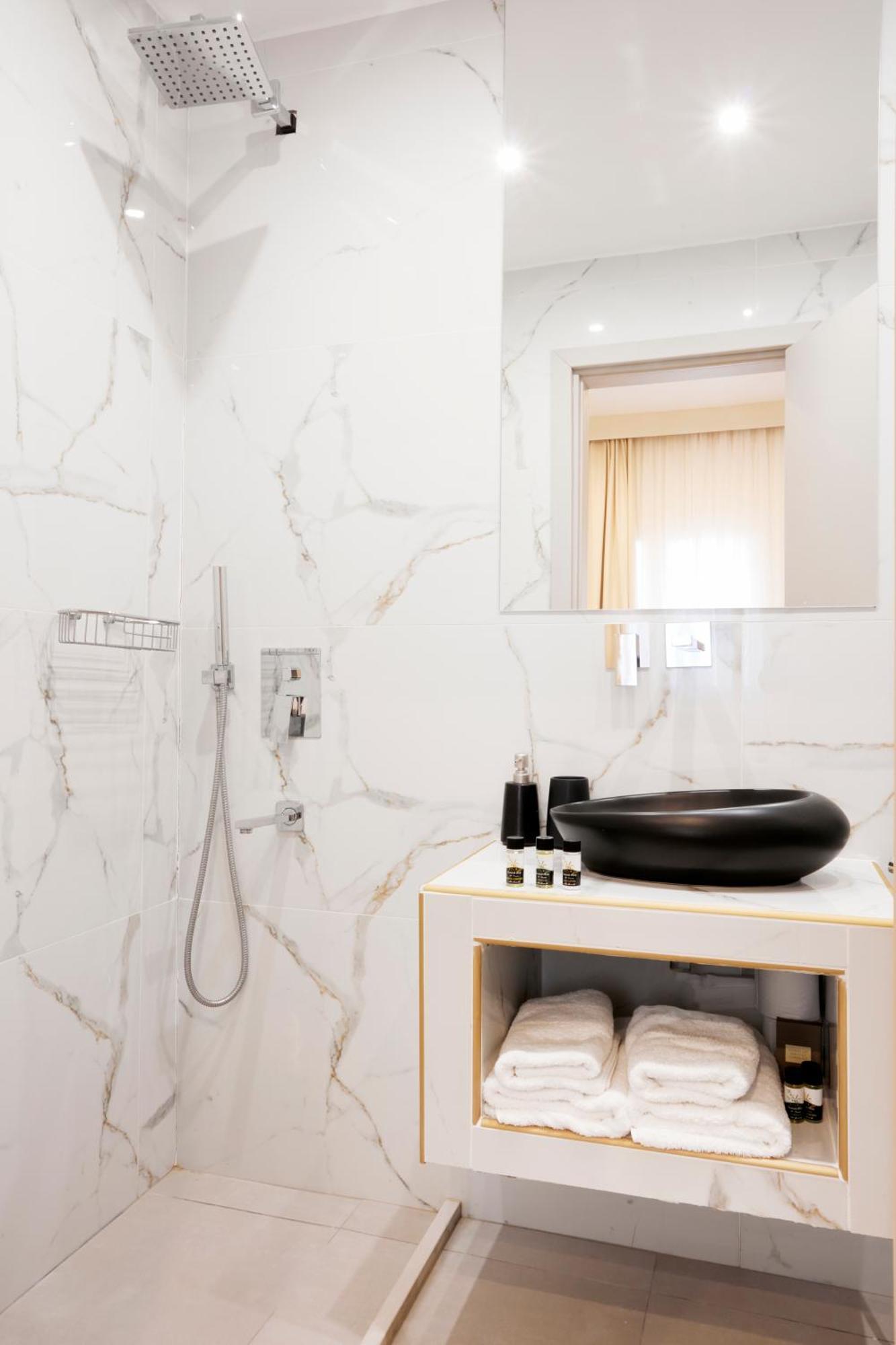 Atlas Suites Скиатос Екстериор снимка